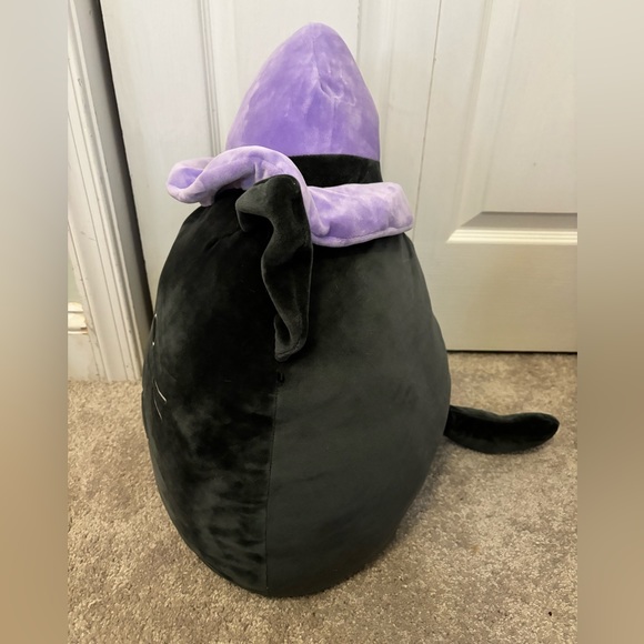 NWOT 16” Calio the cat witch Halloween Squishmallow - Picture 4 of 4